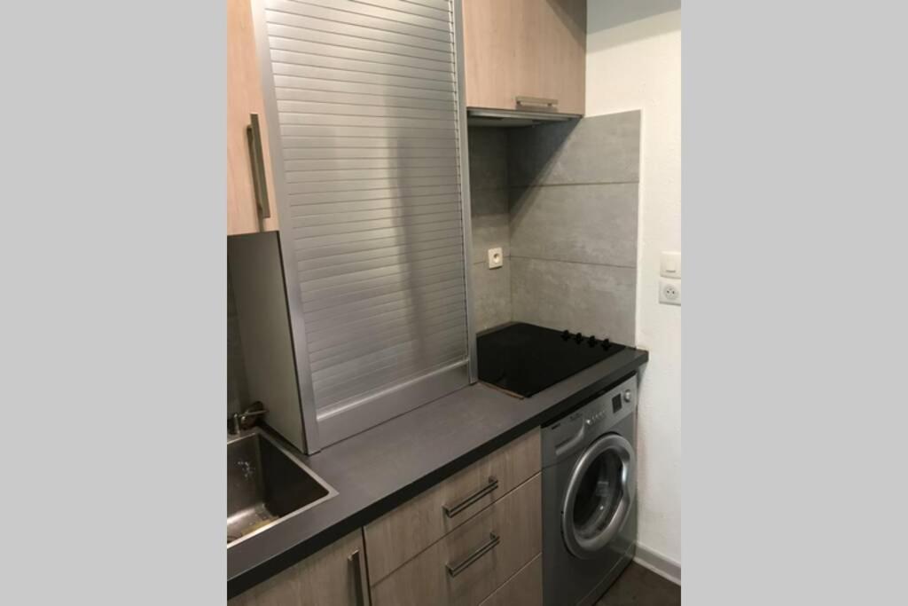 Appartement Climatise Avec Wifi Au Calme Sur Le Port. Hyères
